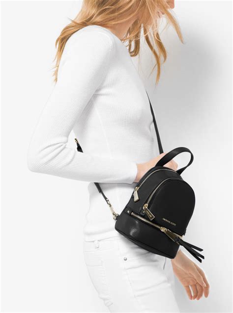 michael kors rhea backpack mini